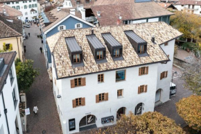 Schmitte am Sonnenwirtsplatz Eppan in South Tyrol Appiano Sulla Strada Del Vino